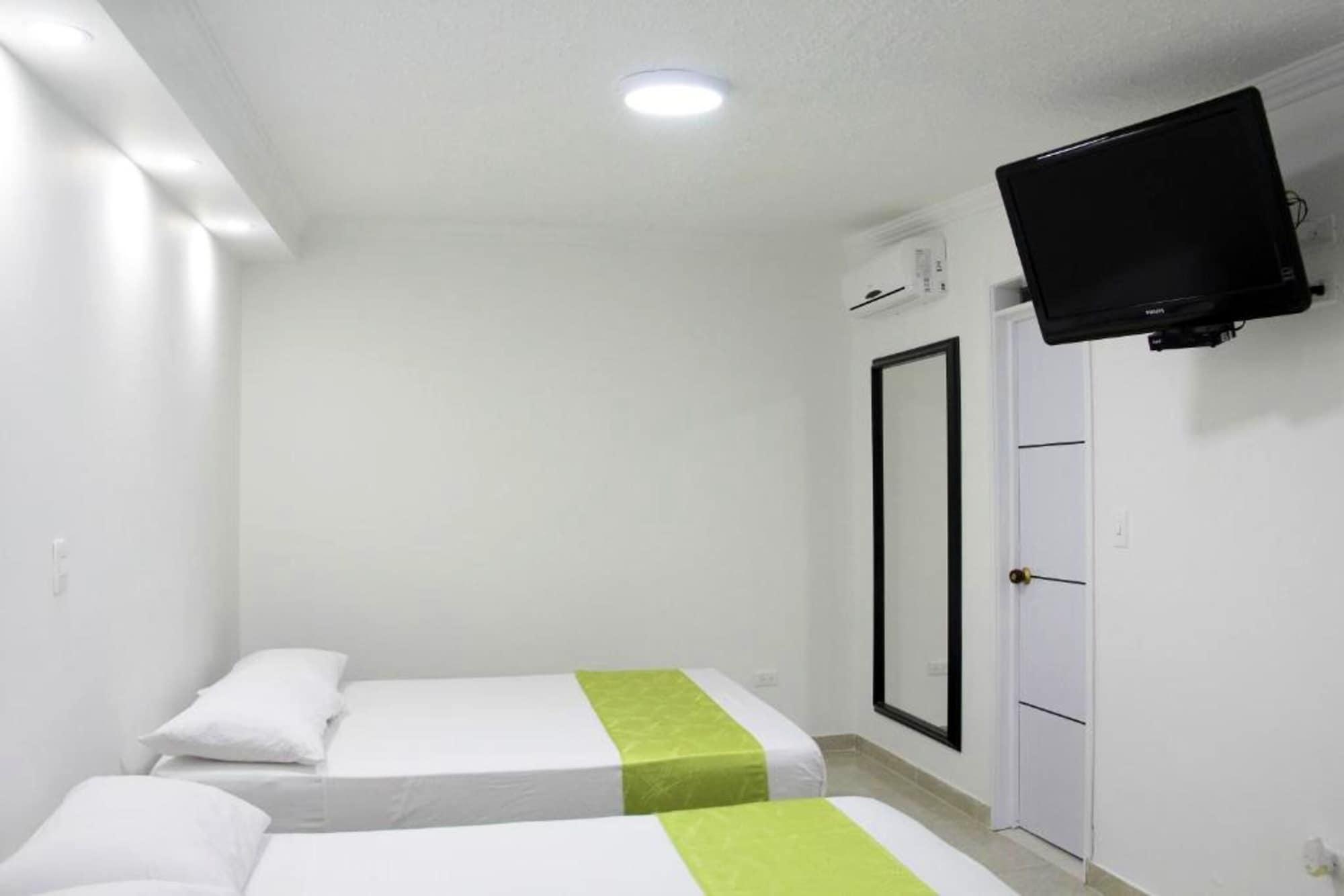 Hotel La Luna Santiago de Cali Экстерьер фото