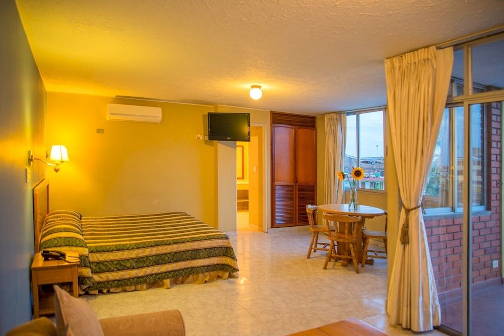 Hotel La Luna Santiago de Cali Экстерьер фото