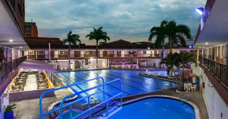Hotel La Luna Santiago de Cali Экстерьер фото