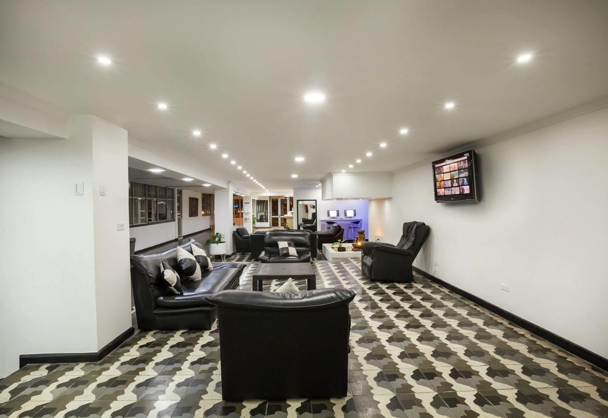 Hotel La Luna Santiago de Cali Экстерьер фото