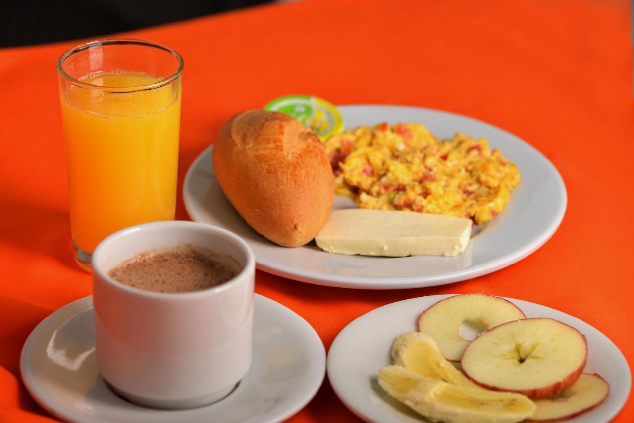 Hotel La Luna Santiago de Cali Экстерьер фото